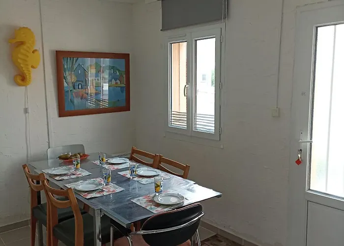 Semesterbostad Maison De La - D'ault - Wifi Ault